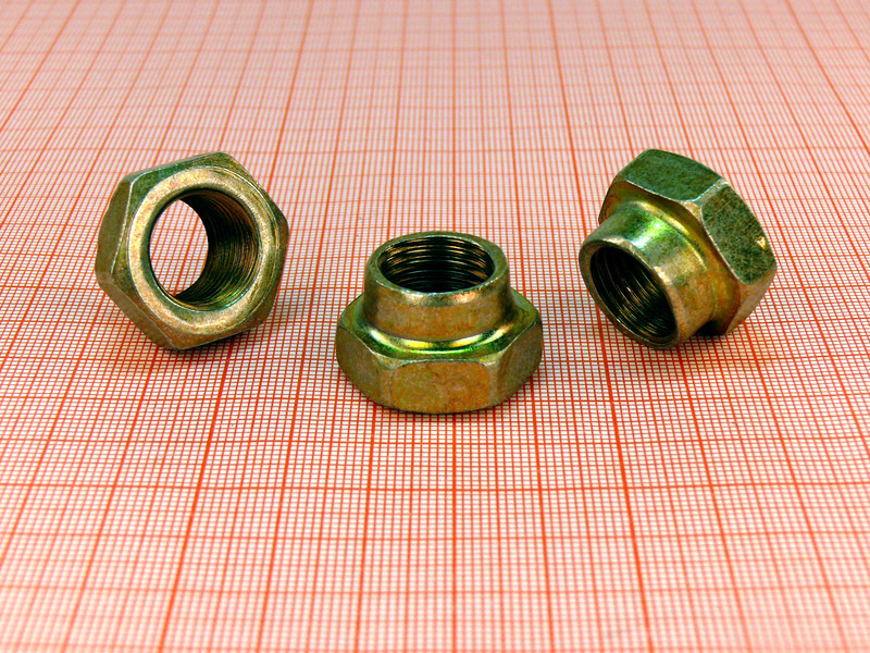 Гайка 00000-0251649-009 П29 М16х1,5 обжатая